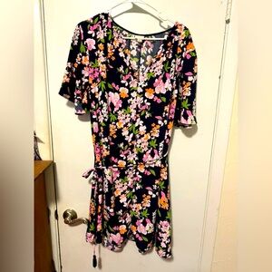 Floral short dress size XXL